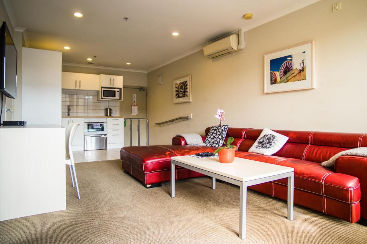 U Residence Hotel Wellington Buitenkant foto